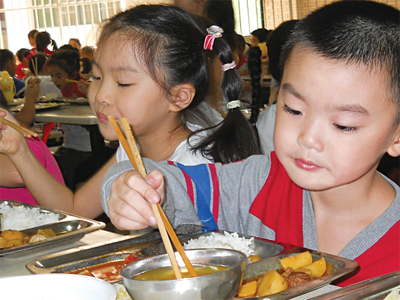 Dinh dưỡng cho trẻ mùa nóng